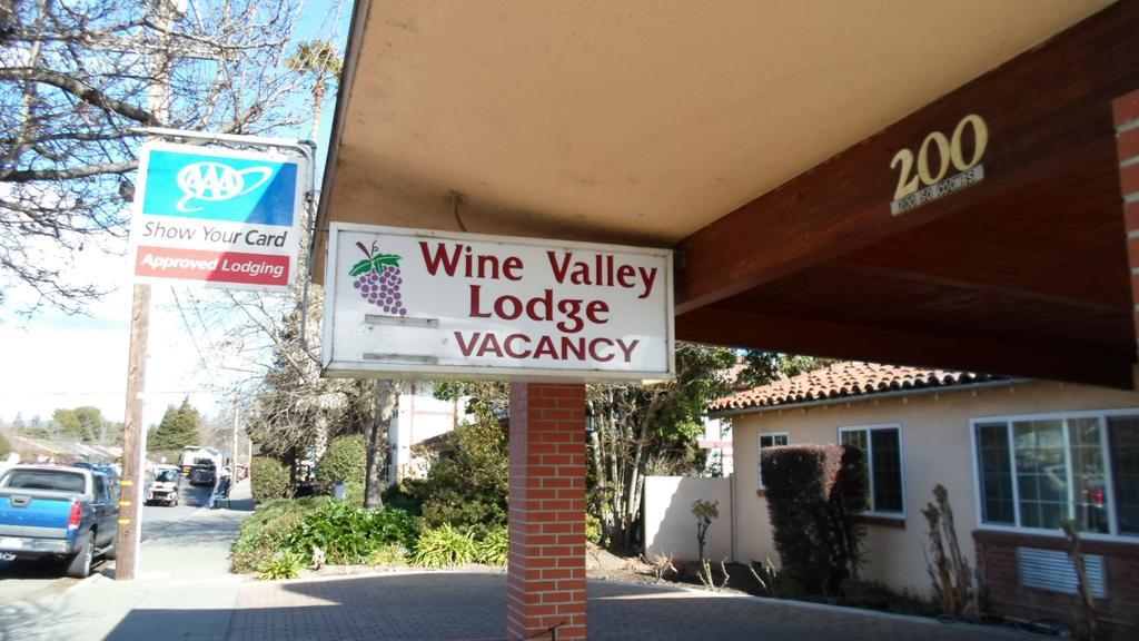 Wine Valley Lodge Napa Exterior foto